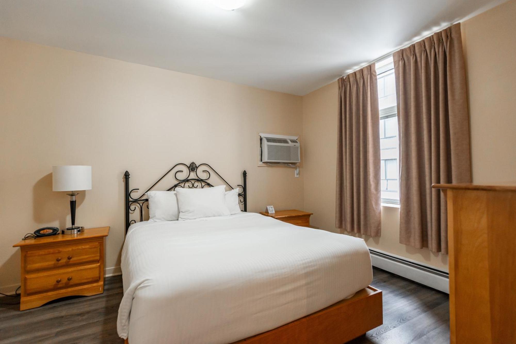 Le Roberval Hotel 3*