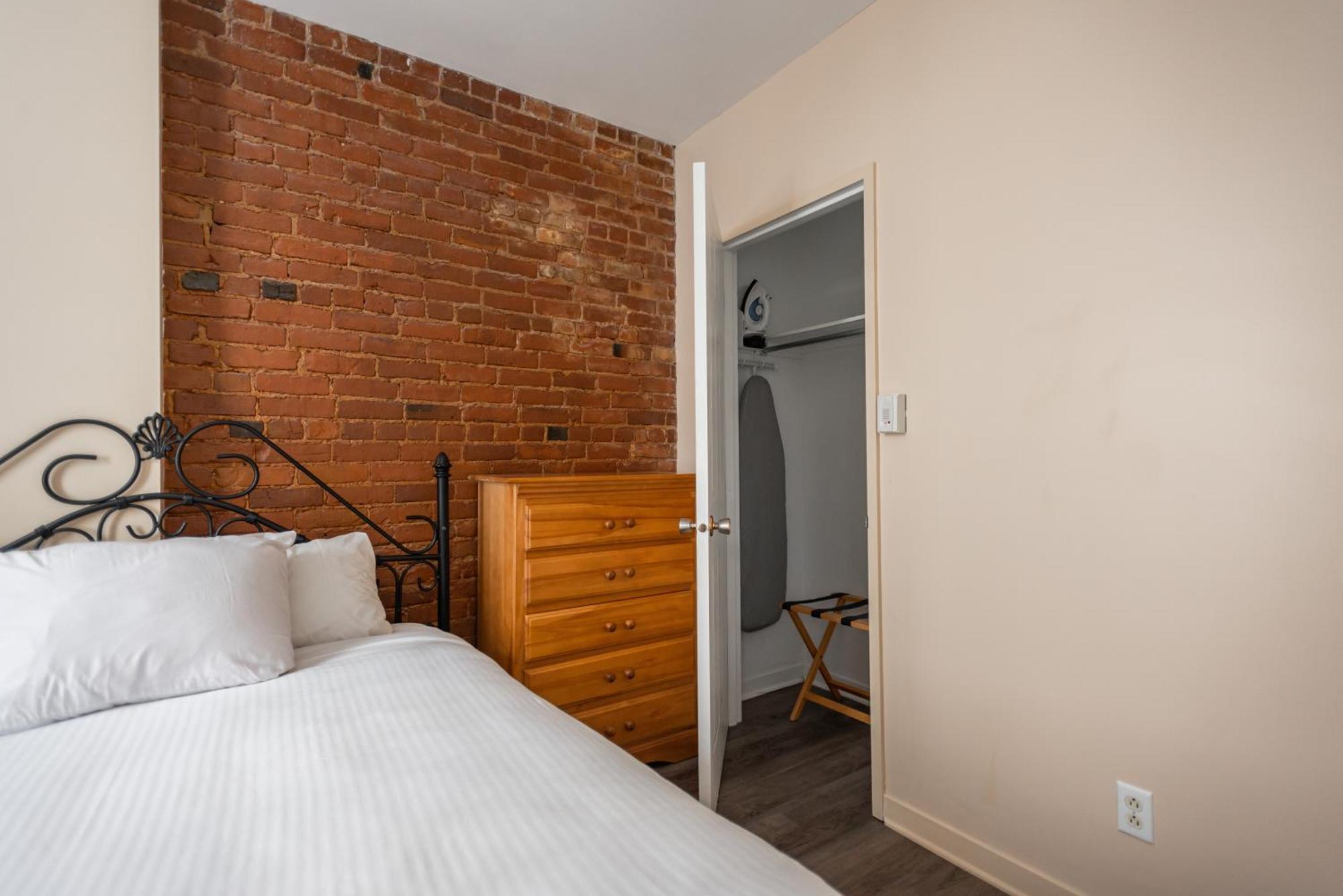 Le Roberval 3* Montreal