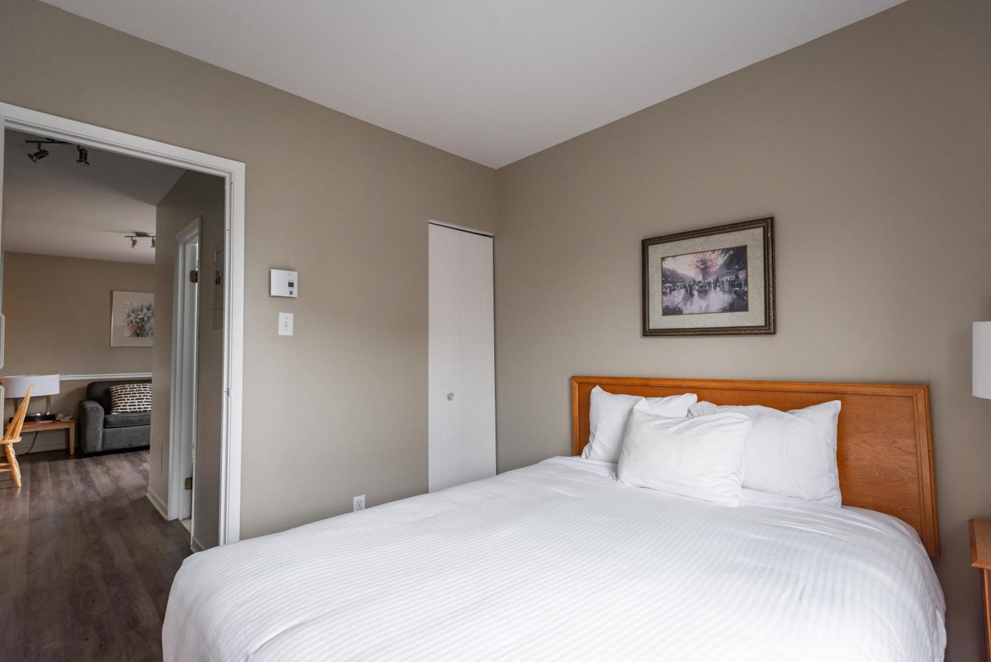 Le Roberval Montreal