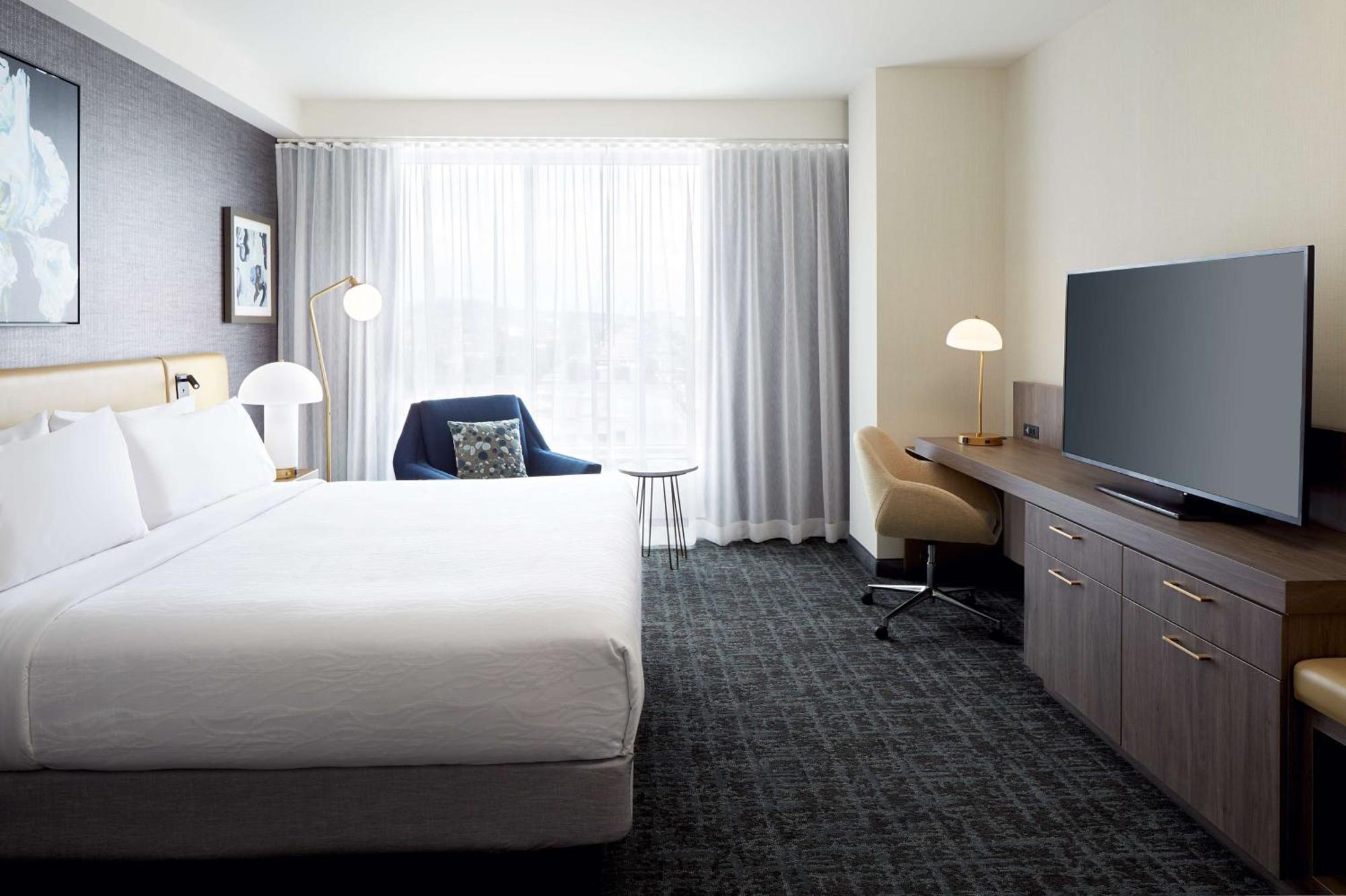 Hilton Garden Midtown, Quebec, Canada Hotel Montreal