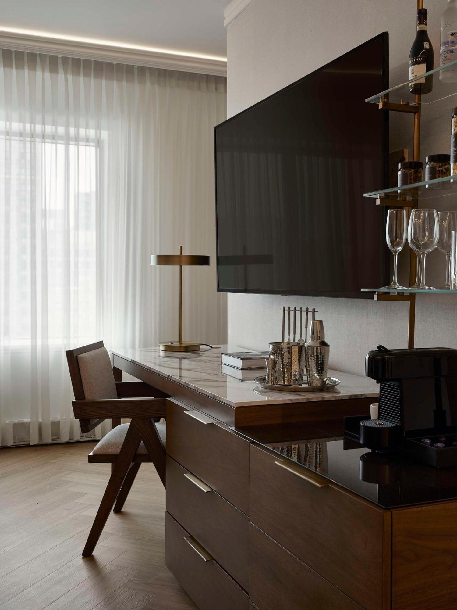 Vogue Downtown, Curio Collection By Hilton 4*