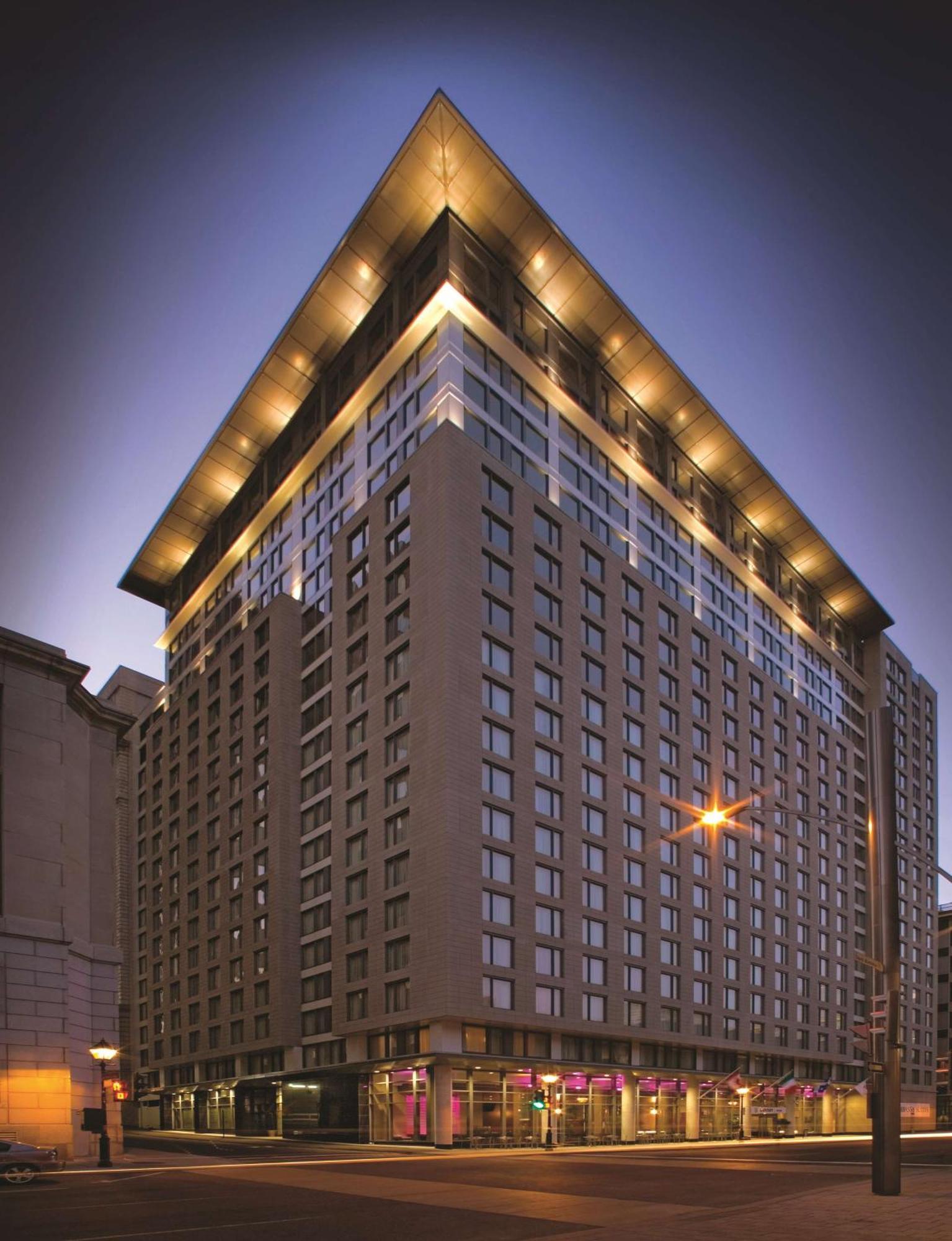 Embassy By Hilton - Hotel Montreal