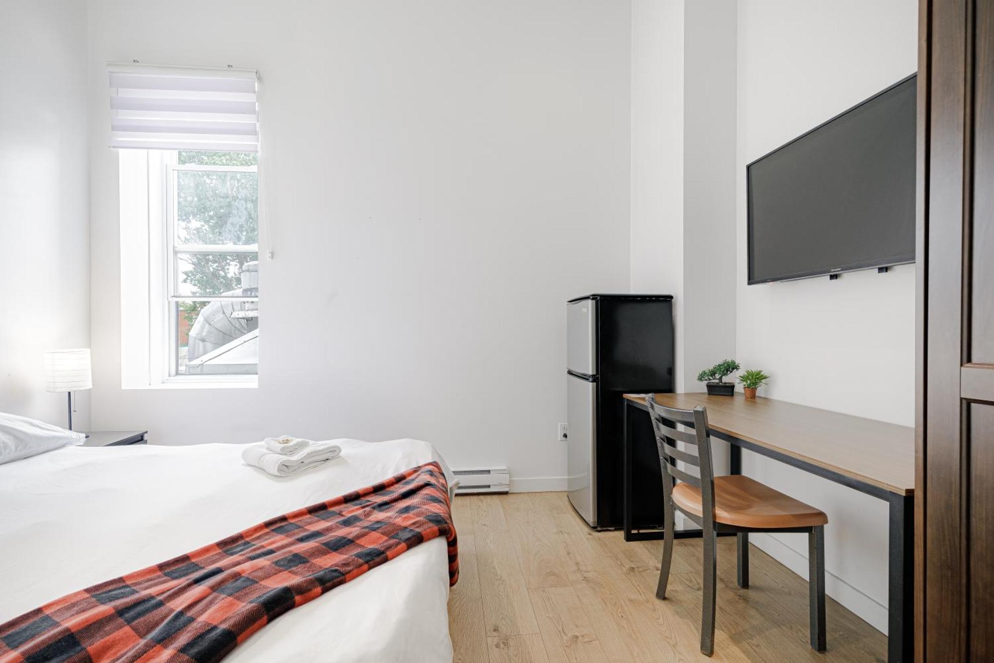 Homa By Olympic Stadium Auberge-hostel * Montreal