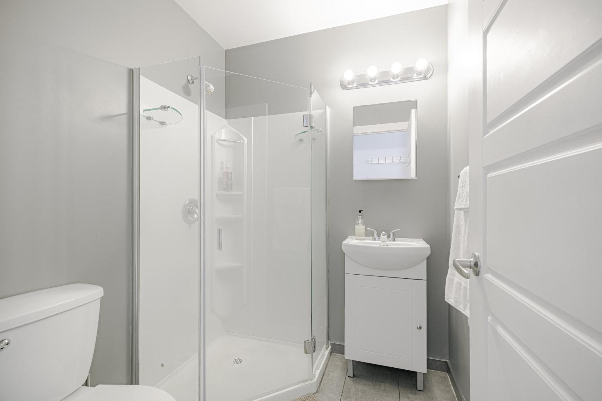 Homa By Olympic Stadium Auberge-hostel Montreal