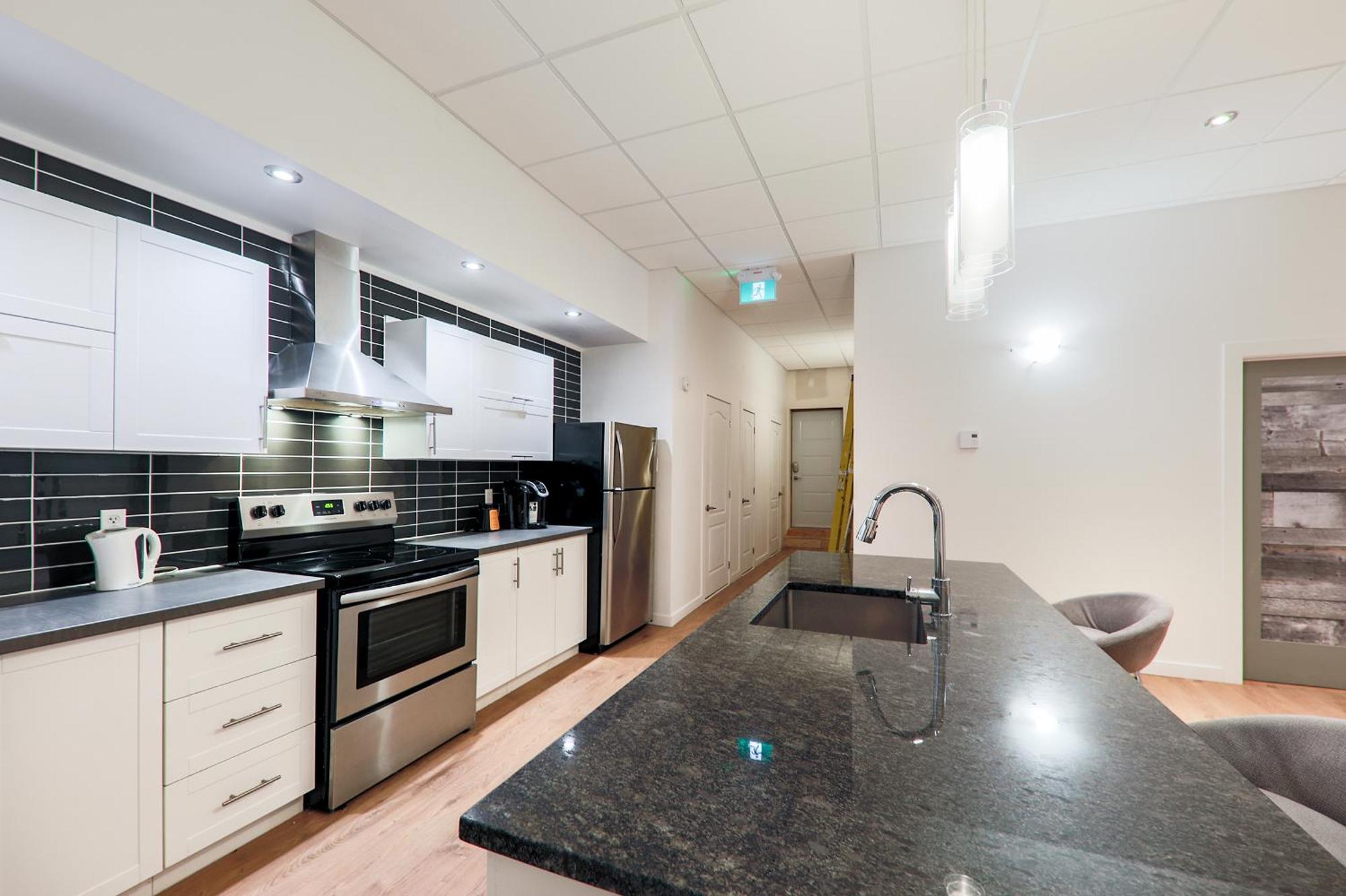 Guest house Homa By Olympic Stadium Auberge-hostel Montreal