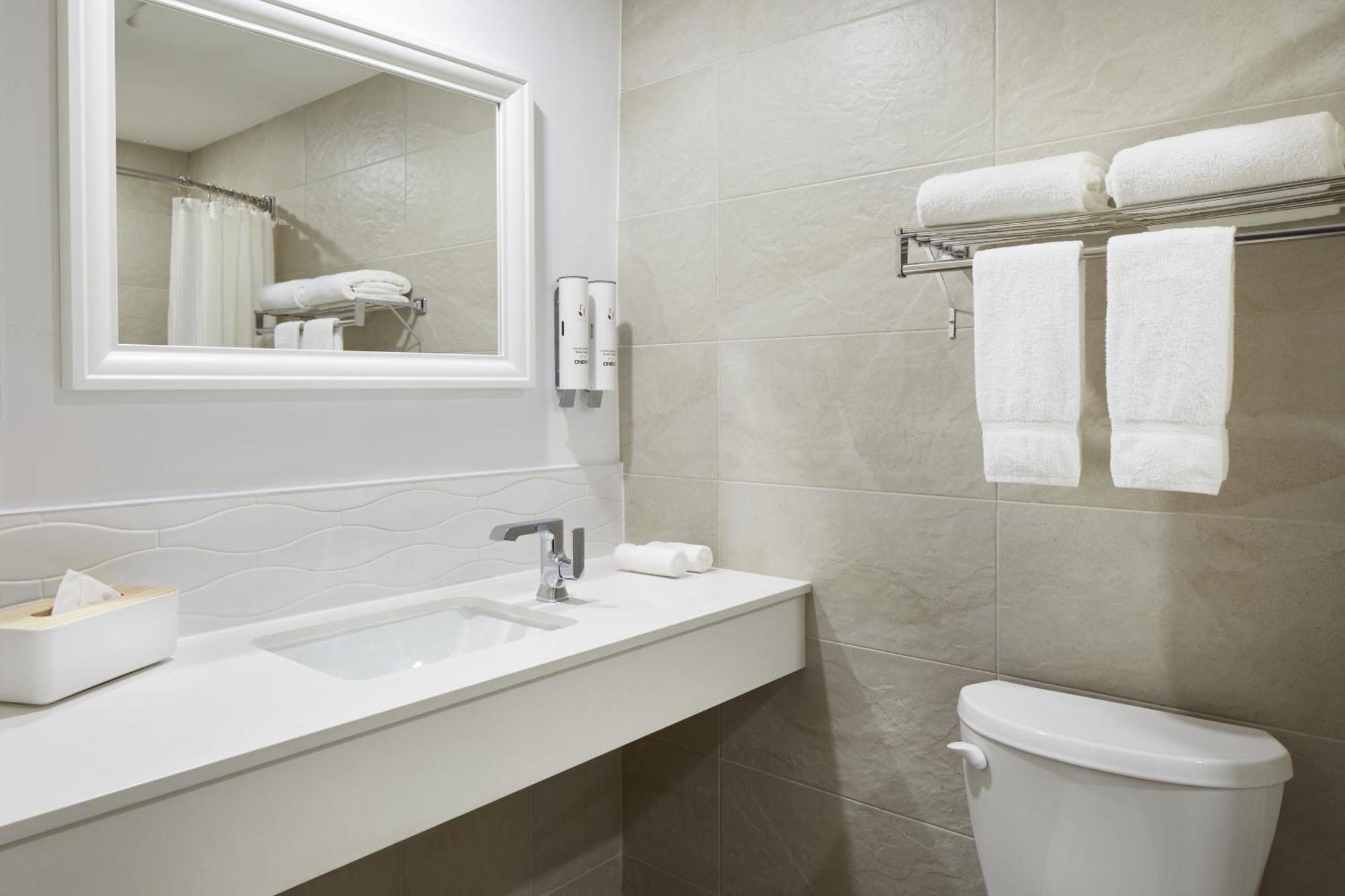 Hotel Ruby Foo's Montreal
