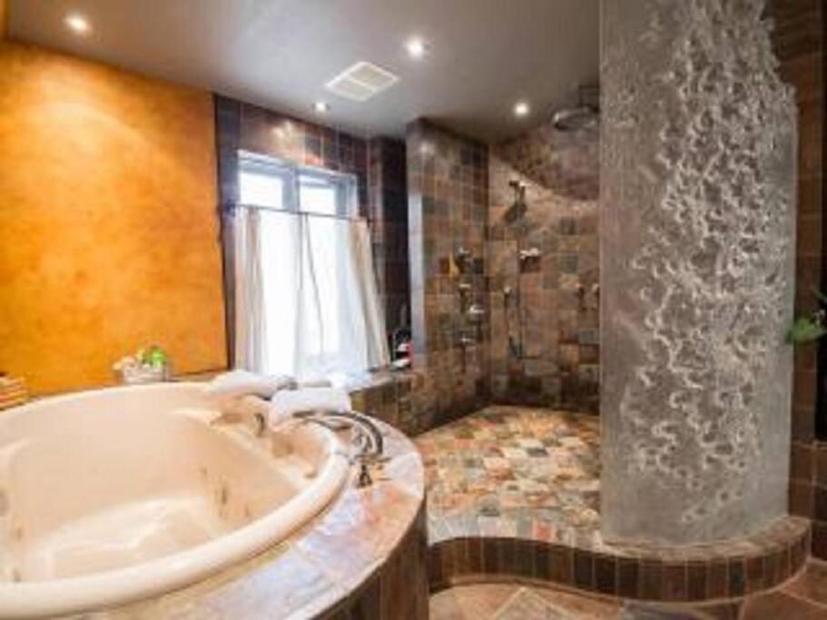 Amazing 8br Waterview House & Villa