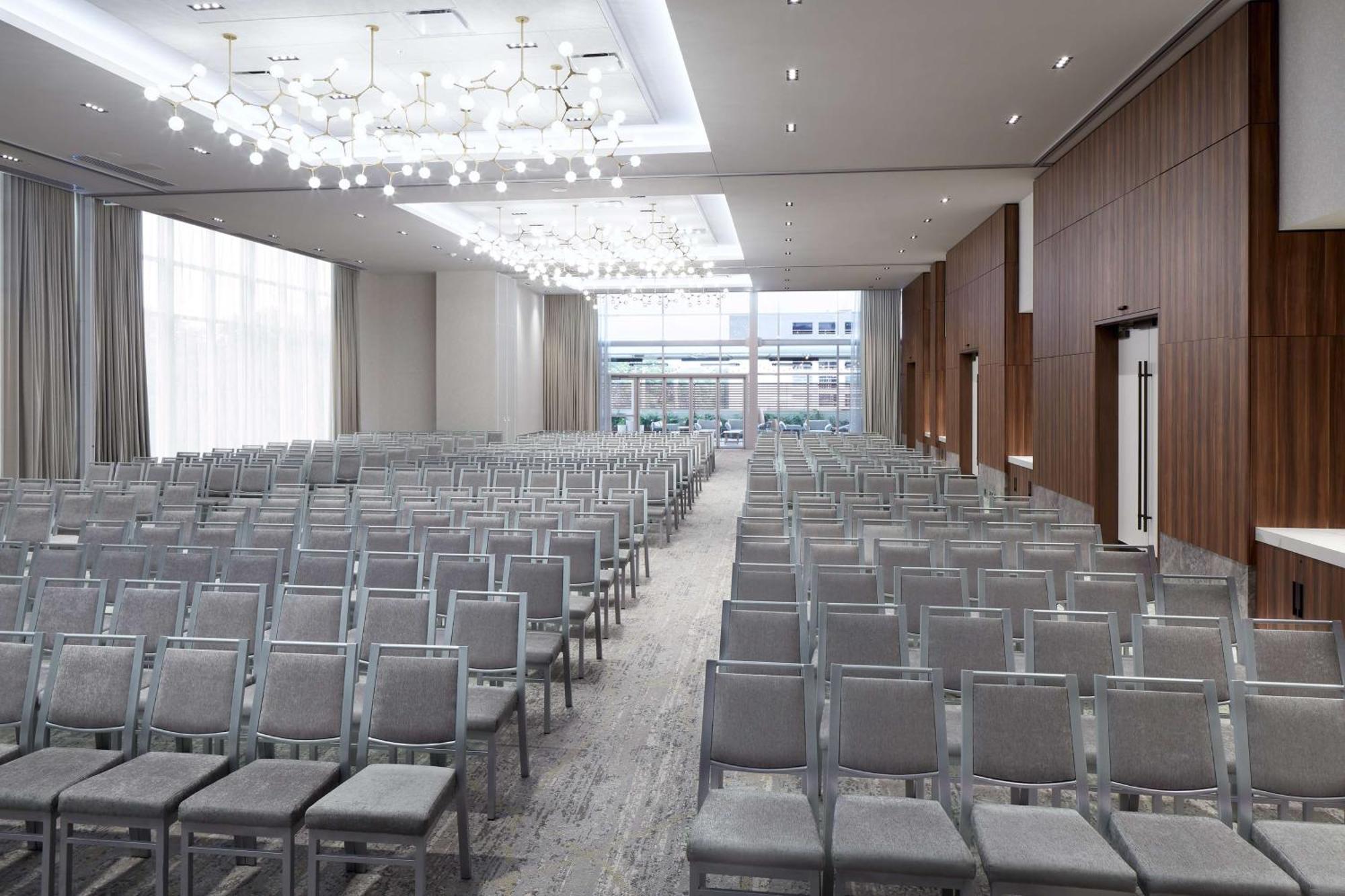 Homewood By Hilton Midtown Montreal