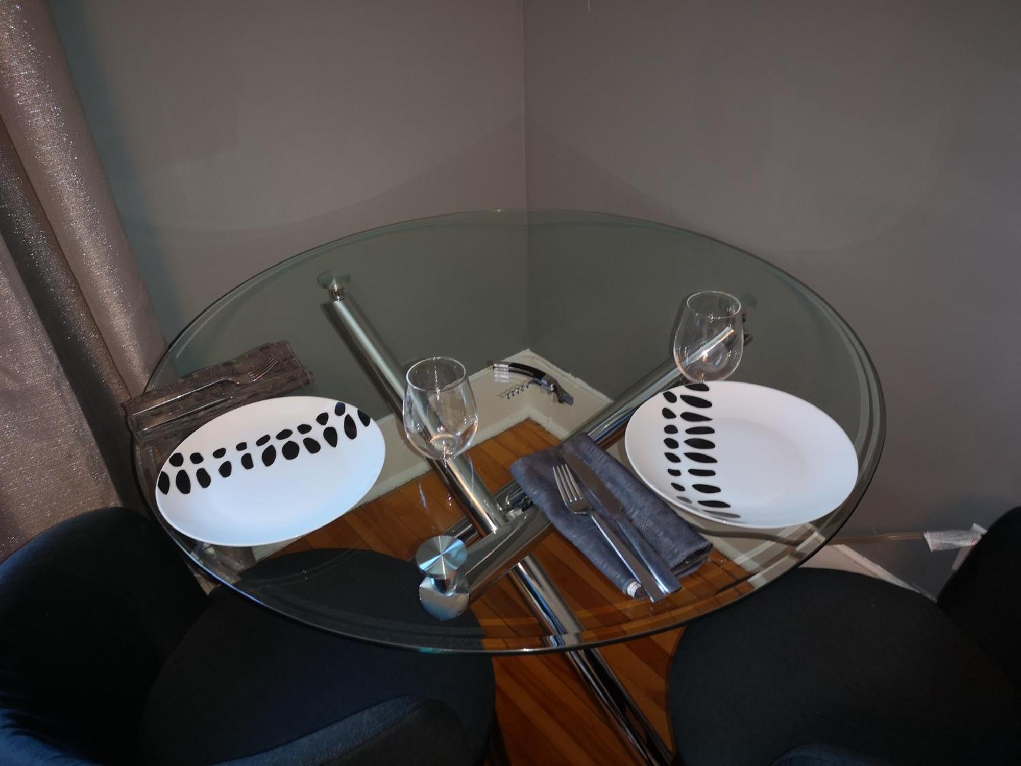 Apartment Great Location Large Kings Downtown