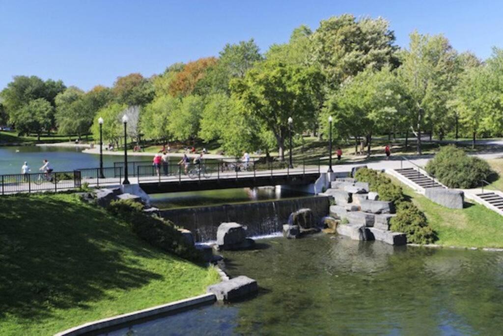 Entire In Plateau - Perfect Location * Montreal
