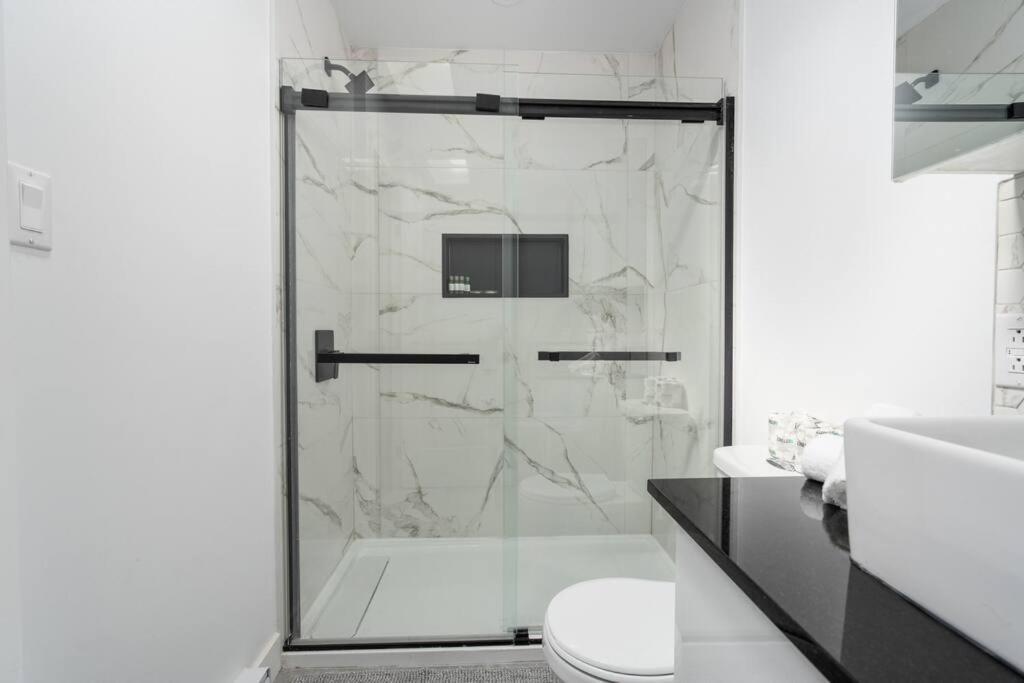 Apartment Downtown Penthouse 2floor 4bdrs , 9 Guests *