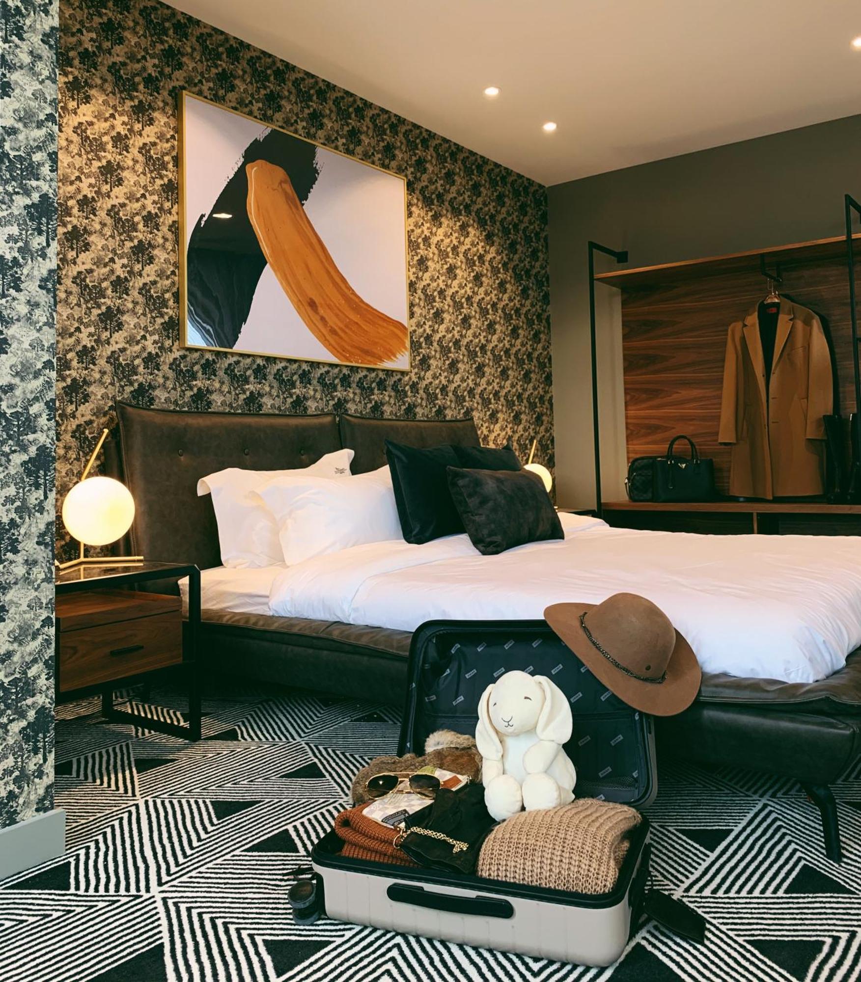St.thomas Hotel Montreal
