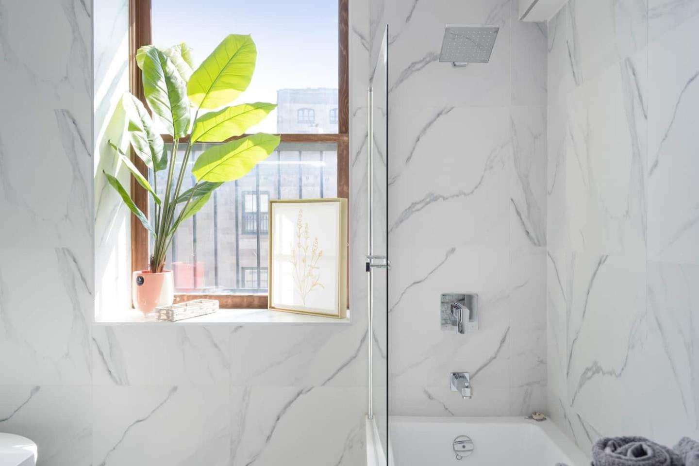 Le Nomade Mtl Aparthotel