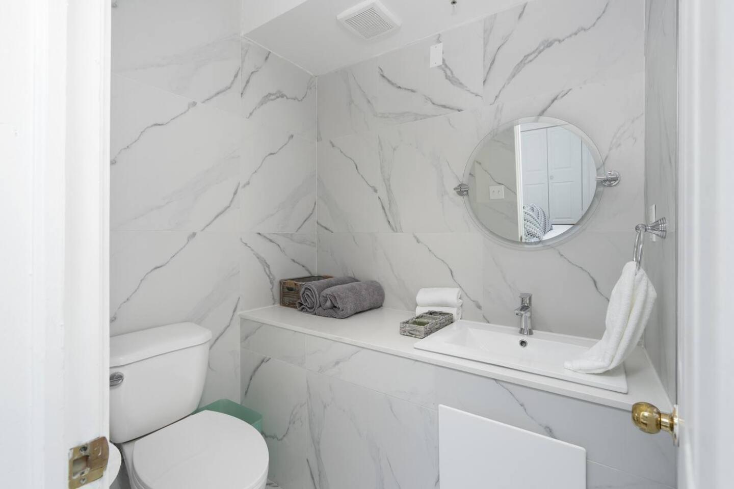 Le Nomade Mtl Aparthotel *