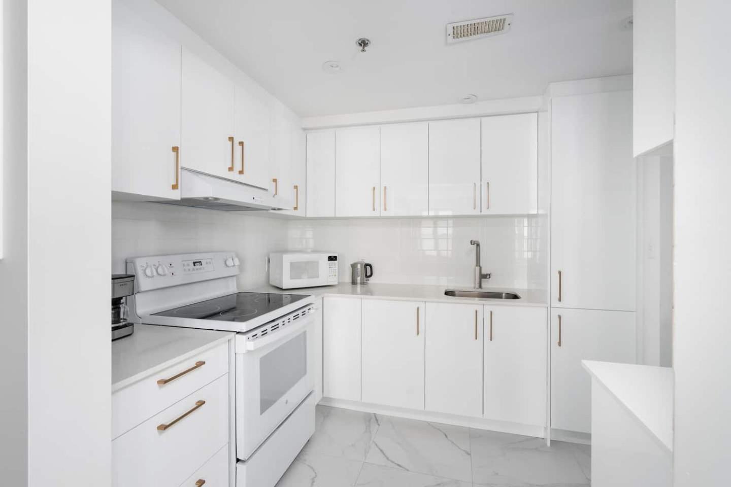Le Nomade Mtl Aparthotel *
