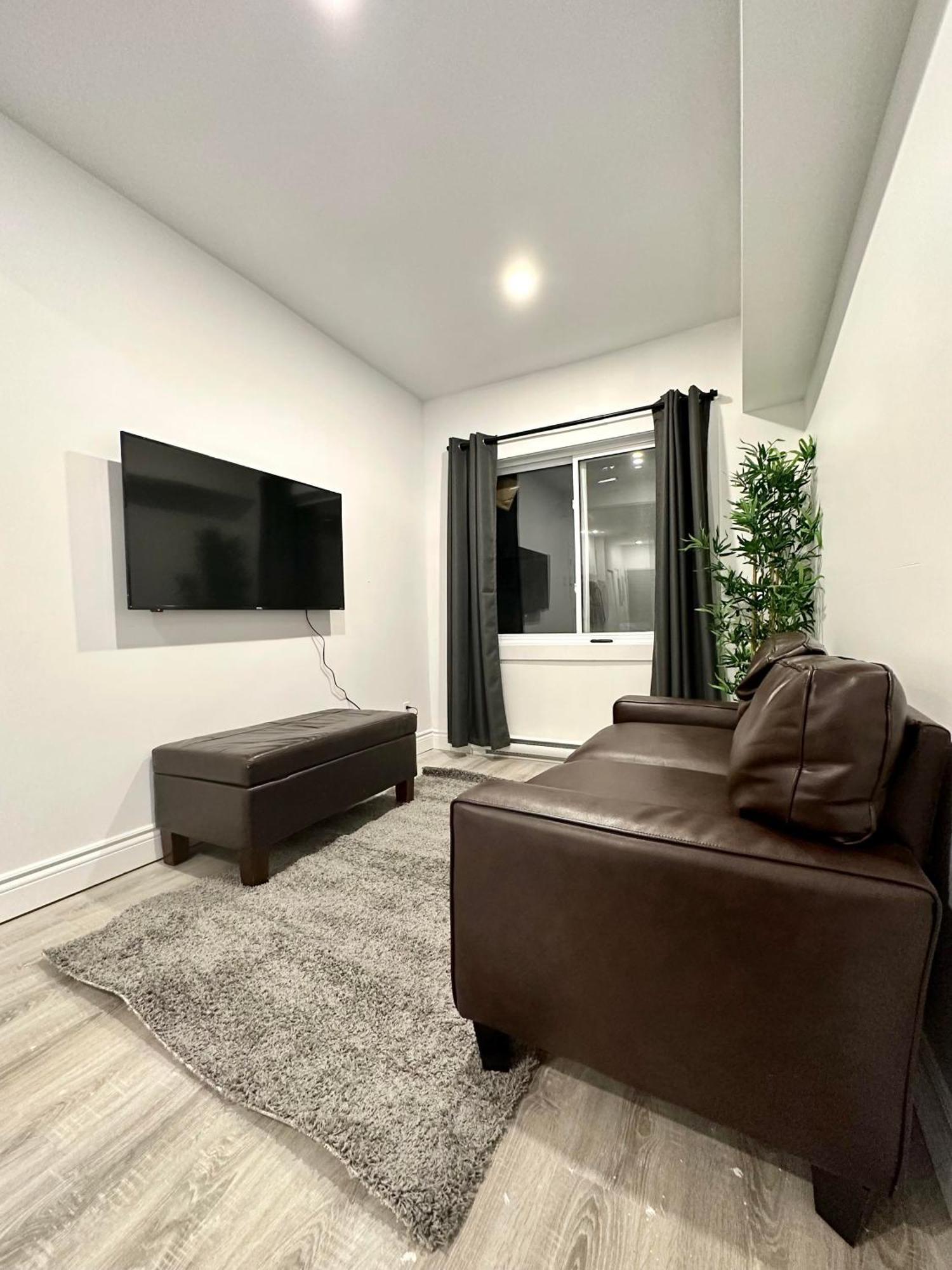 1 - 101 Apartment