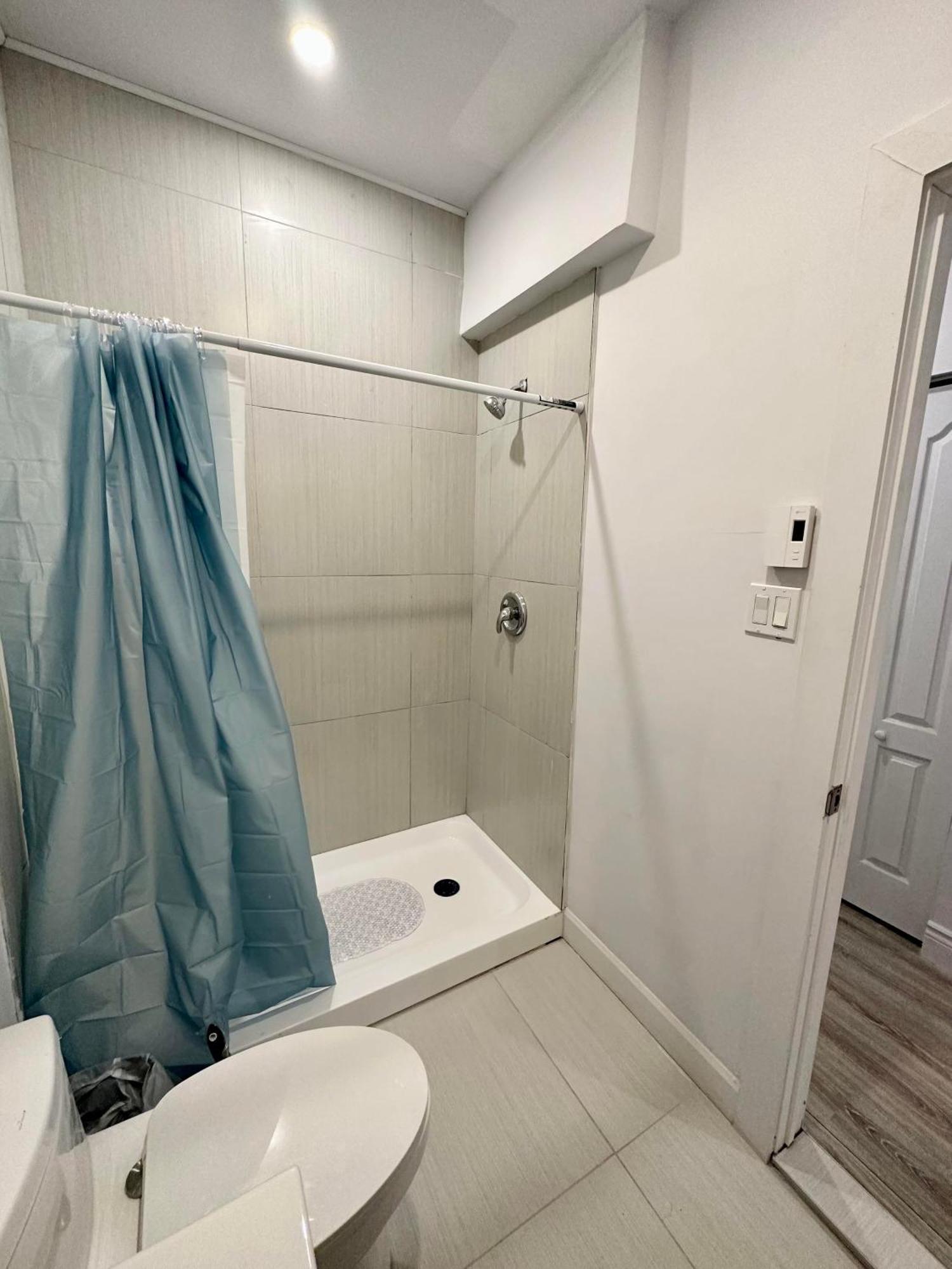 1 - 101 Apartment