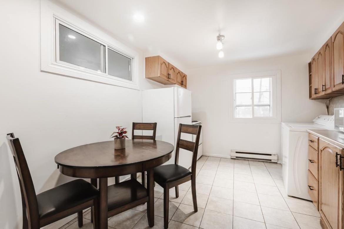 Apartment 2 Bedroom In Lasalle - 72a *
