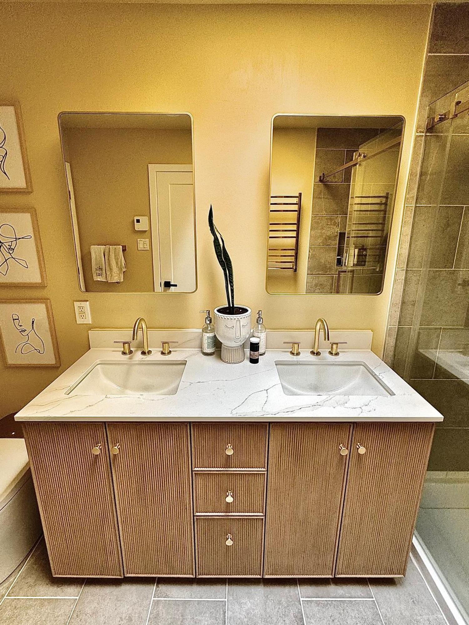 Beautiful Luxury Shared In Guest house *