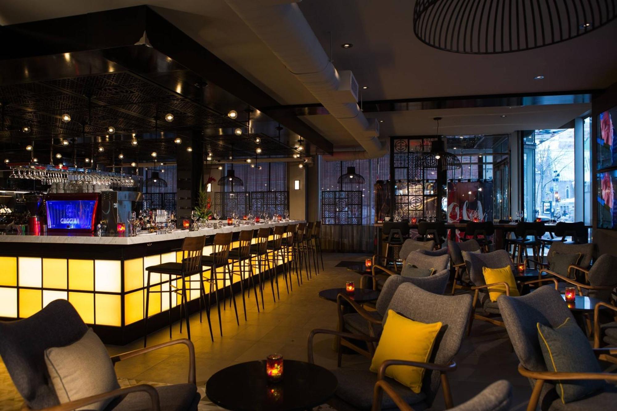 Hotel Renaissance Downtown Montreal