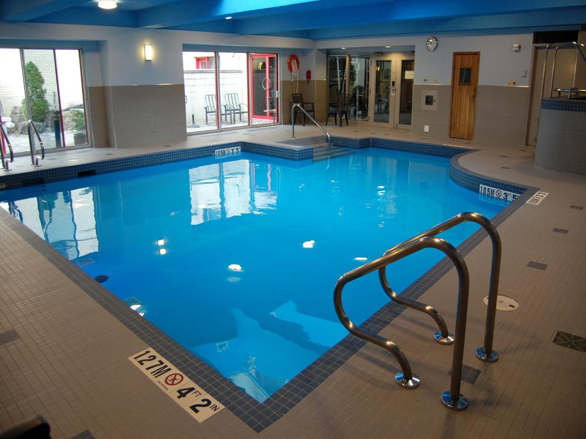 Centre Downtown By Ihg Hotel Montreal