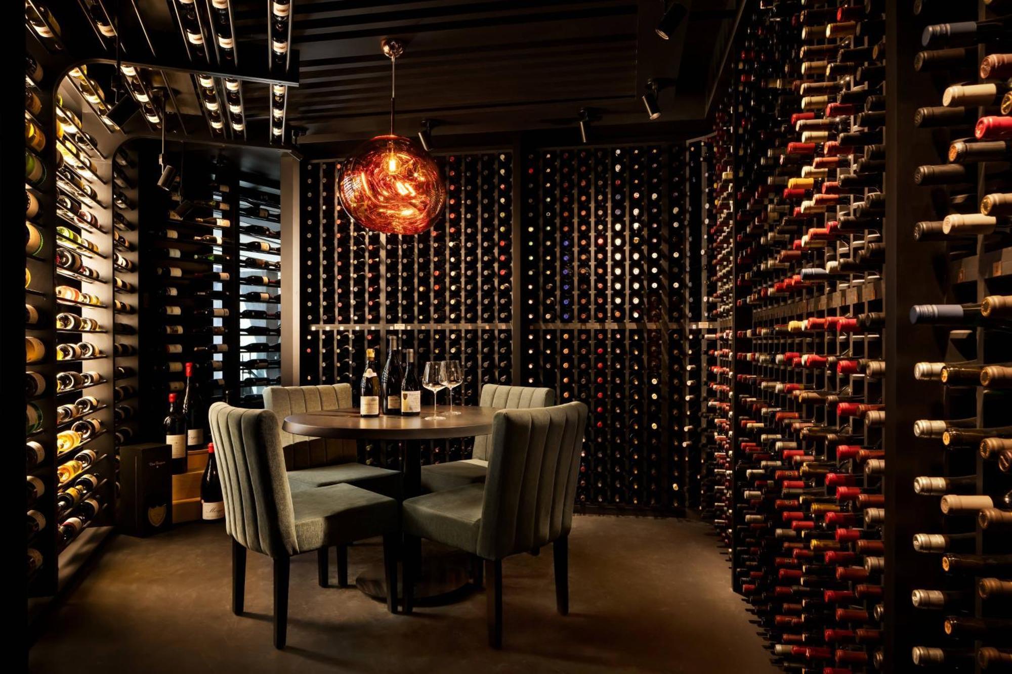 Humaniti Montreal, Autograph Collection 4* Montreal