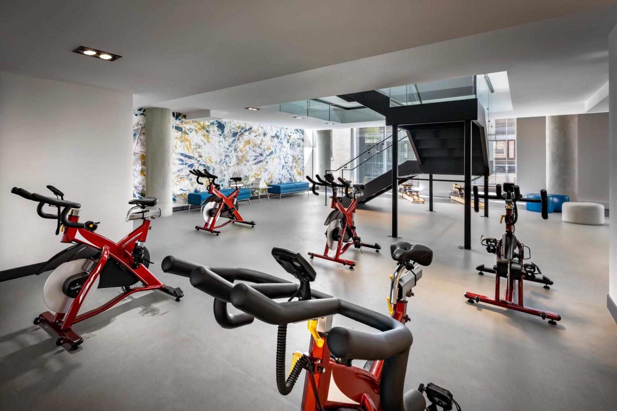 Hotel Humaniti Montreal, Autograph Collection 4*