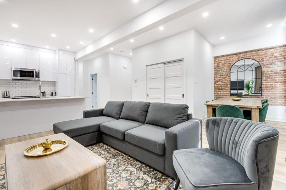 Modern & Bright 3br With Sofabed In Mile-end * Montreal
