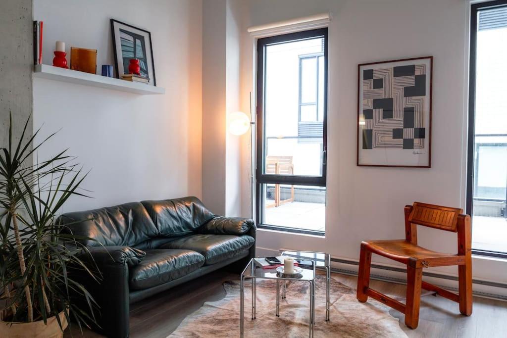 Stuning Penthouse Old * Montreal