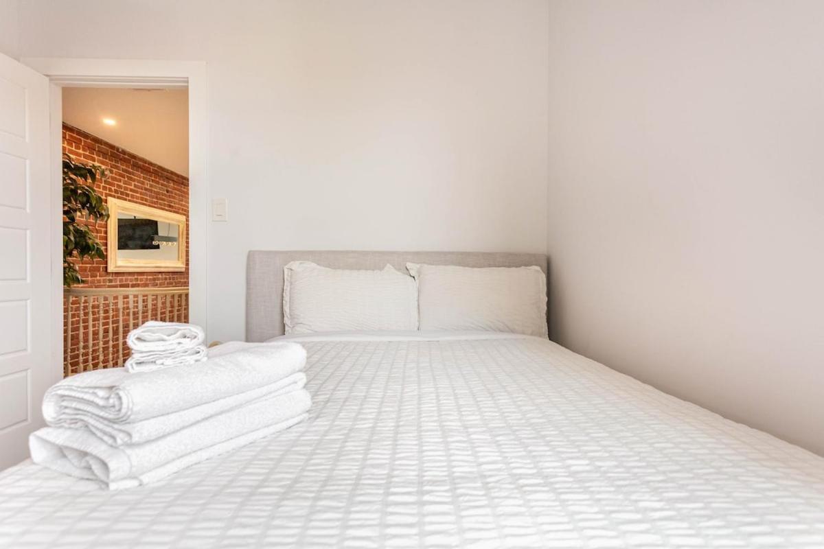 L'exclusif Du Plateau Apartment