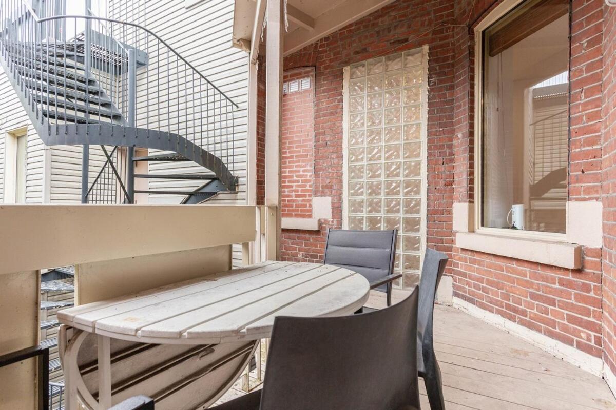 L'exclusif Du Plateau Montreal