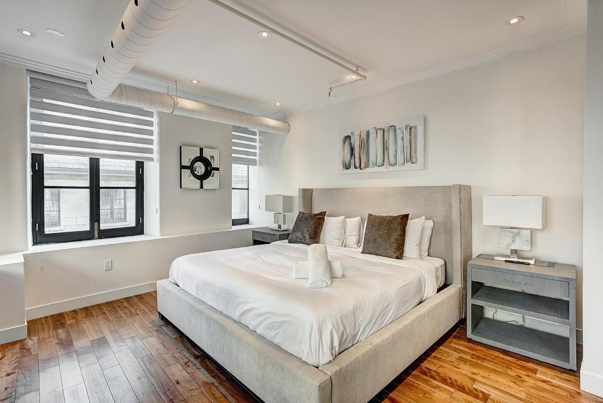 Saint Sulpice Lofts By Bakan - Old Montreal
