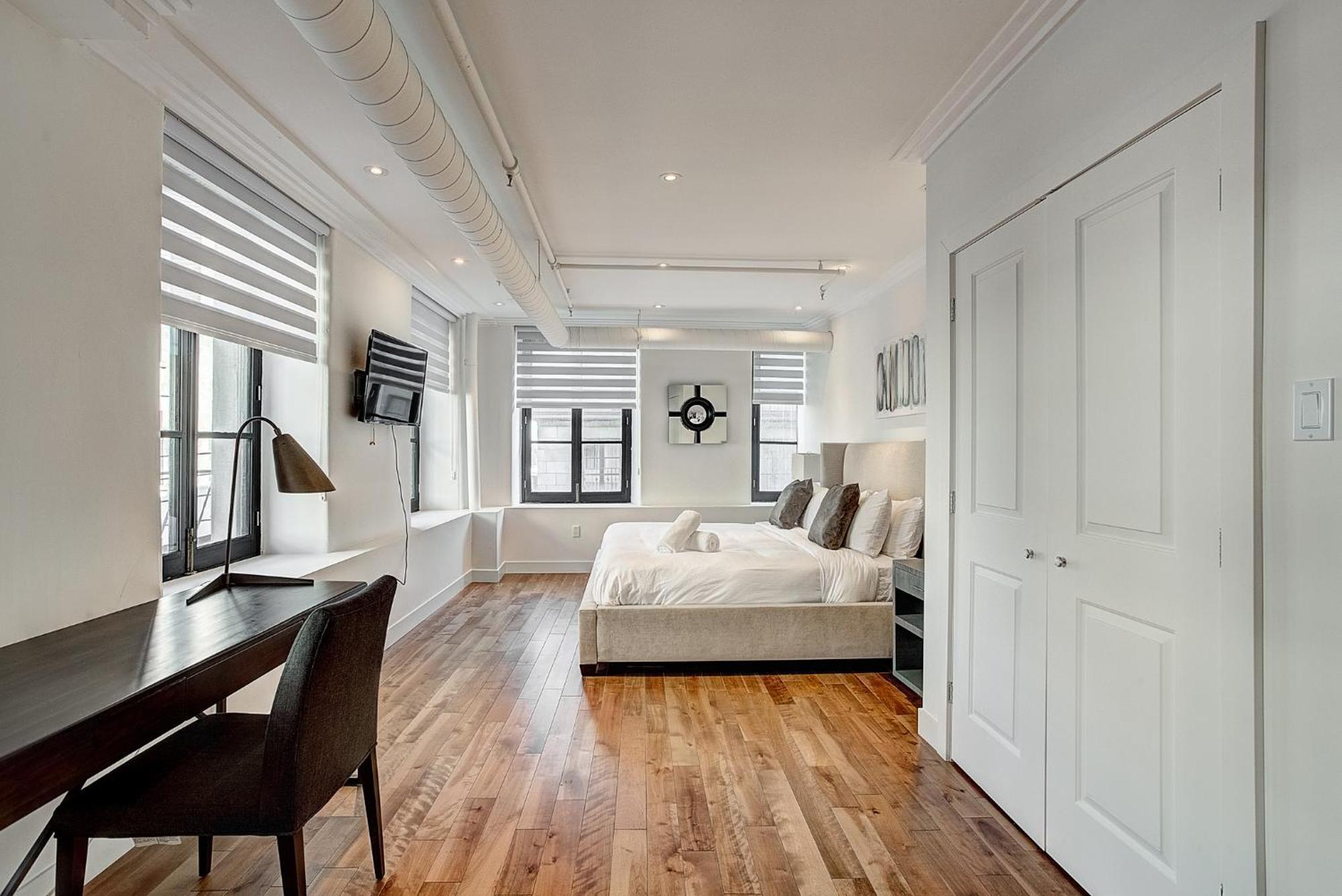 Saint Sulpice Lofts By Bakan - Old Montreal