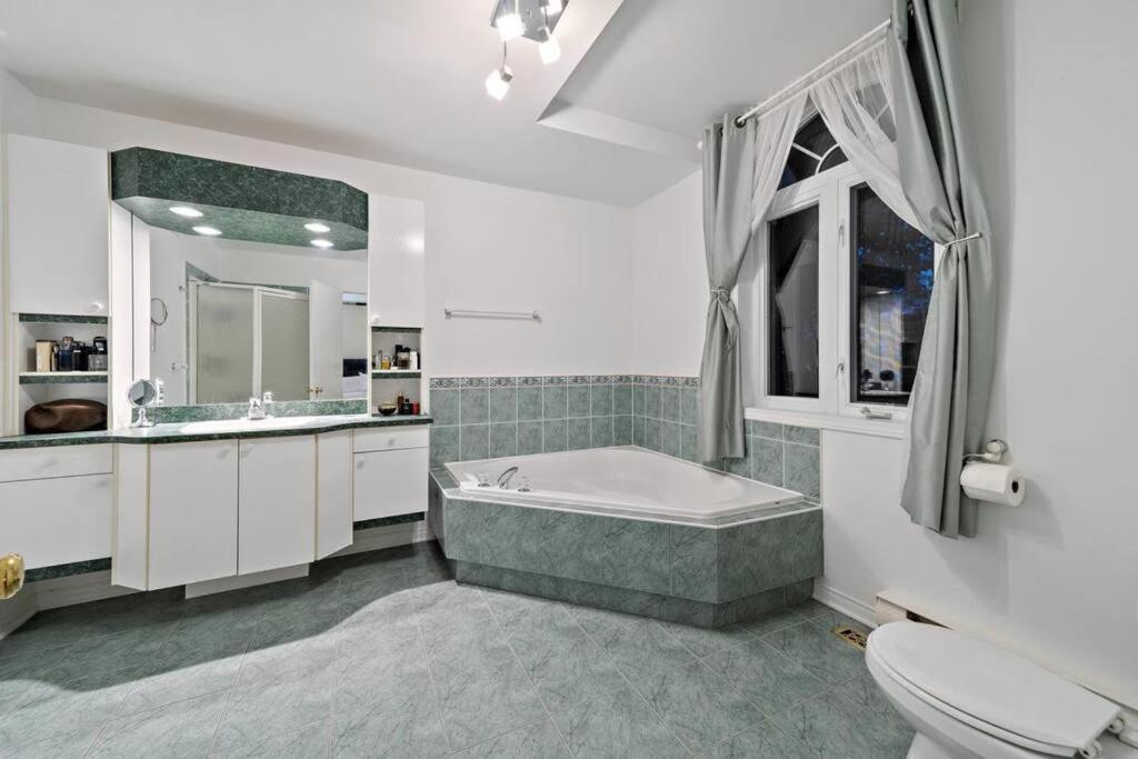 Villa Private Oasis For Ultimate Relaxation Montreal