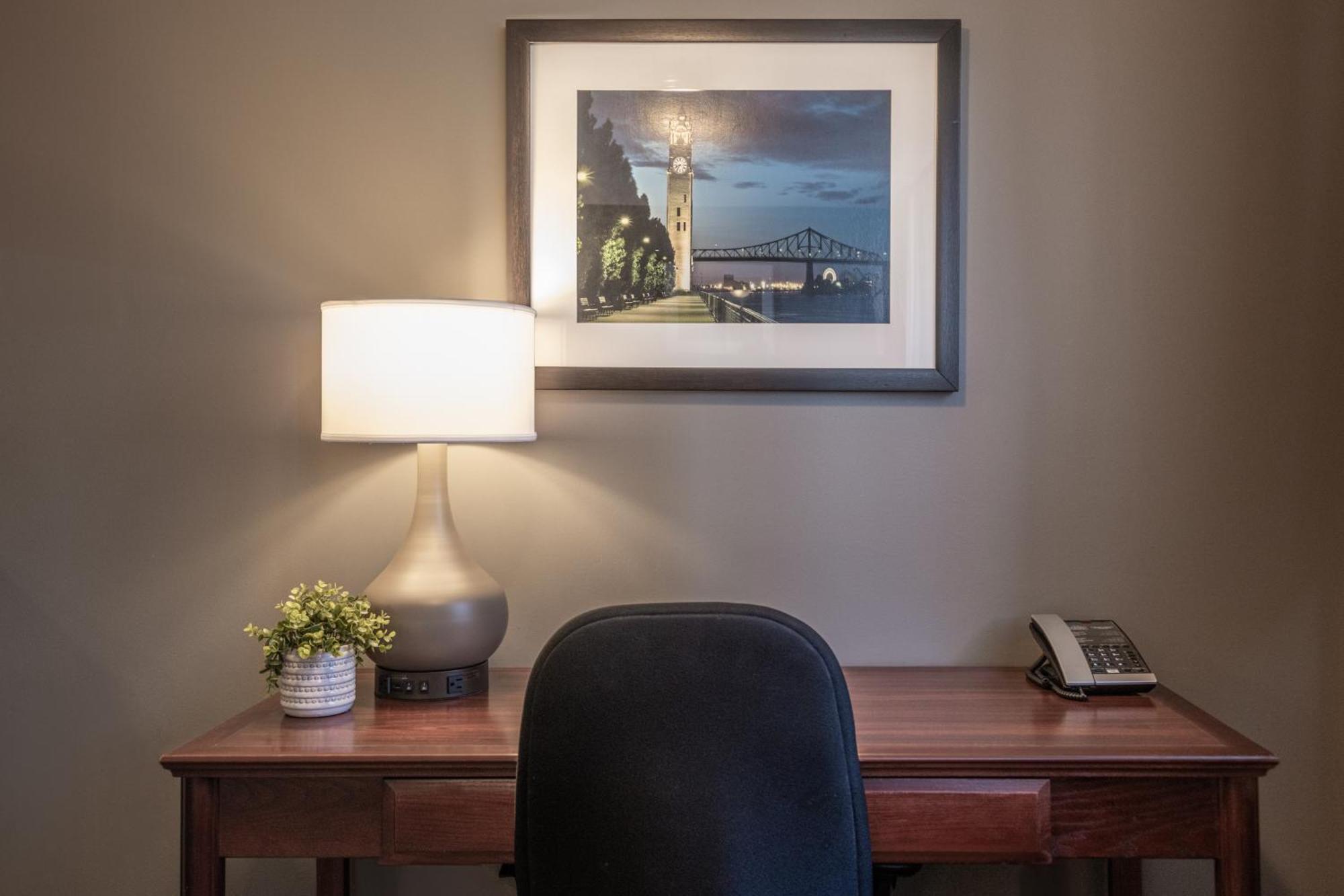Faubourg Centre-ville Downtown 3*