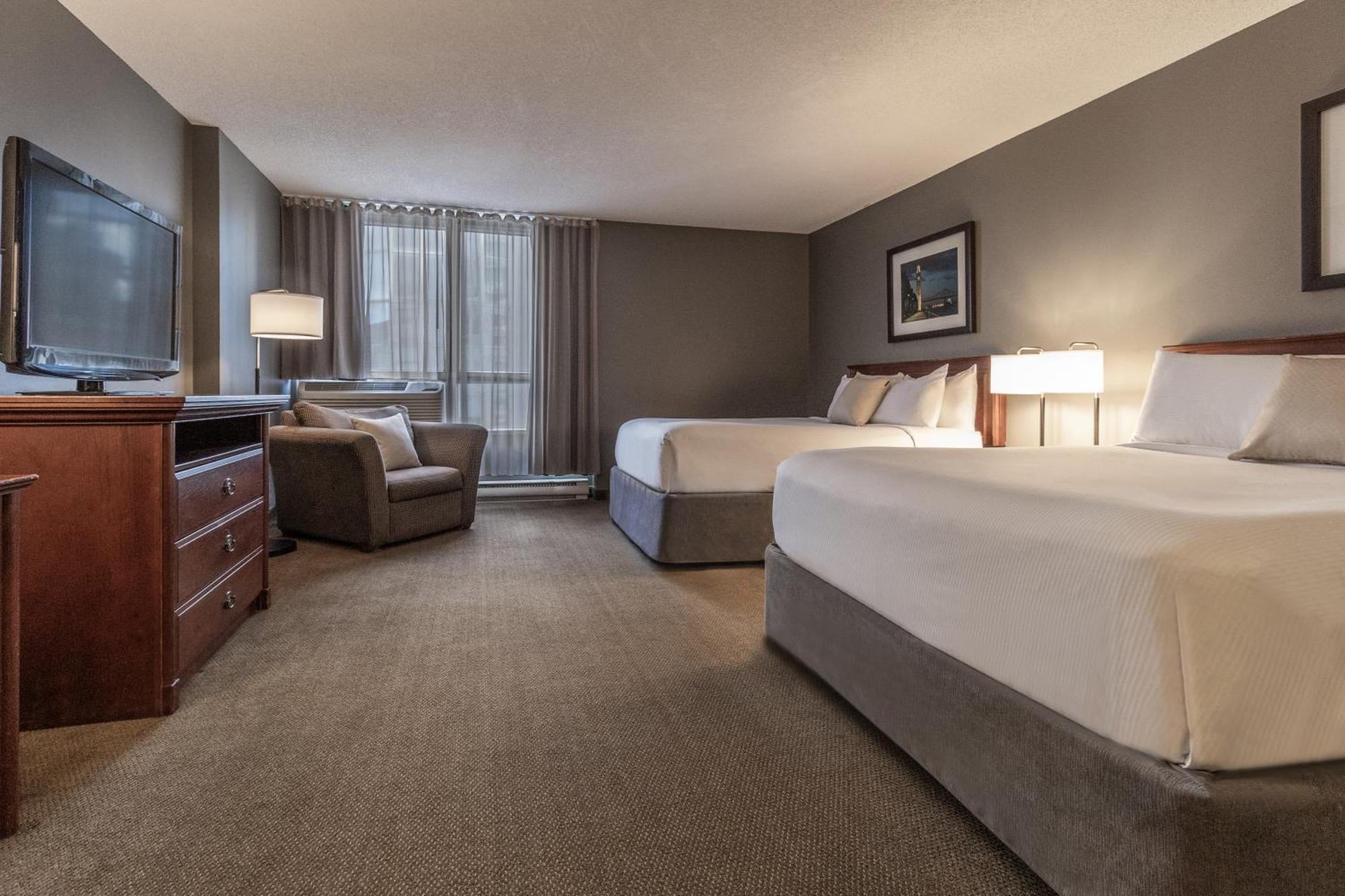 Faubourg Centre-ville Downtown Hotel Montreal
