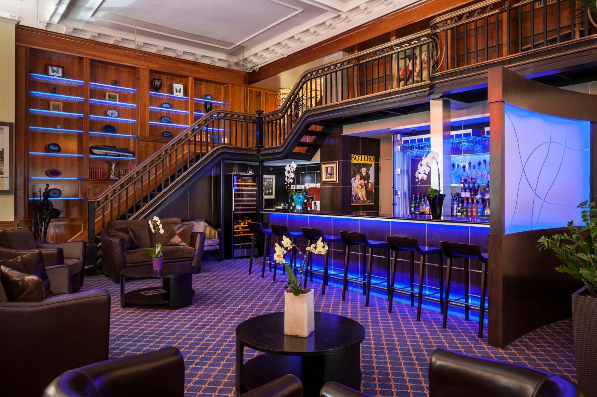 Hotel Lhotel