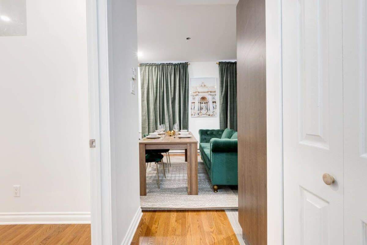 M11 Beautiful Cozy 2br Wac Perfect Location *