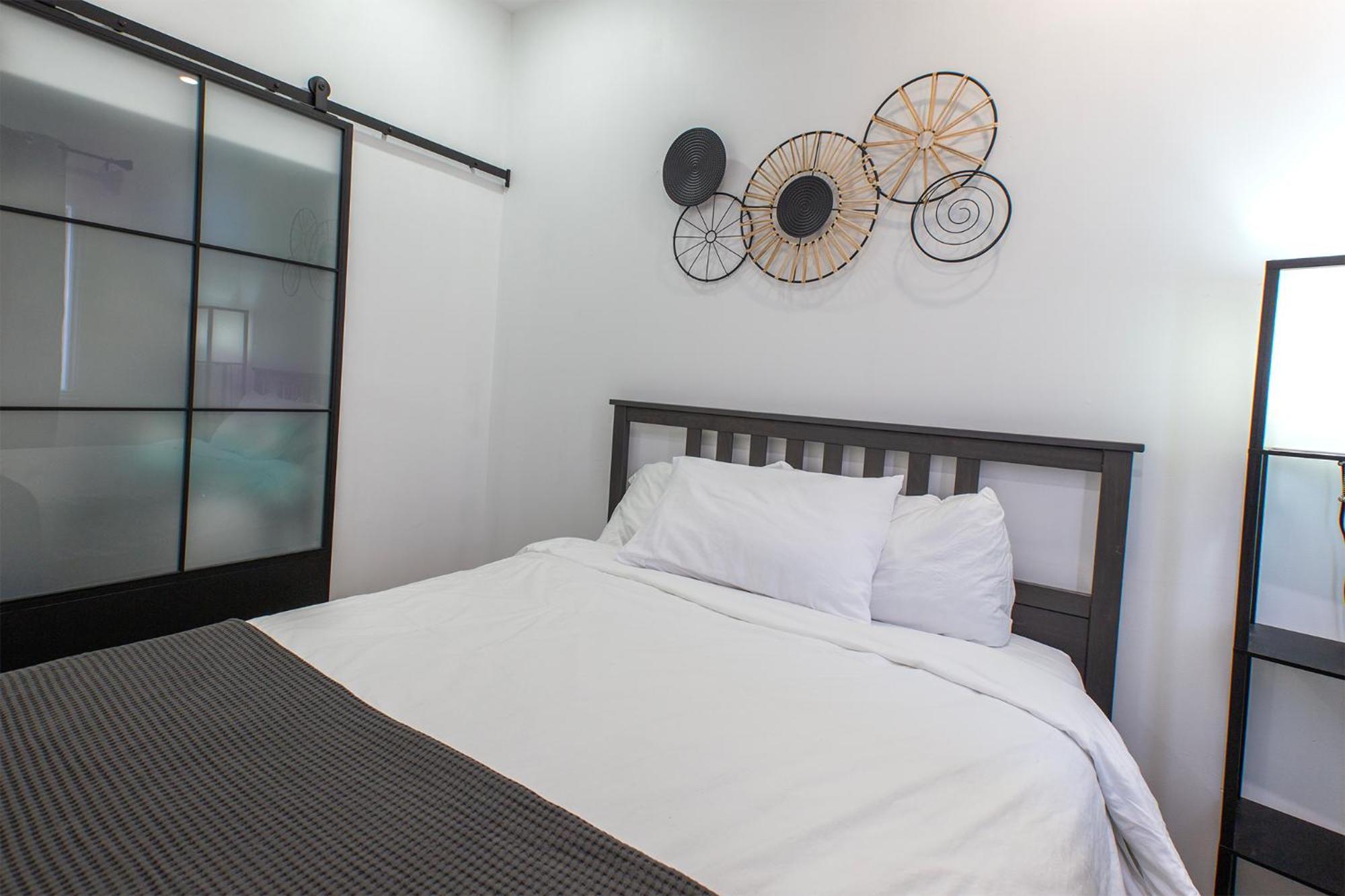 5705-modern 2 Bd / Fully Equipped, Near Dt Mtl Montreal