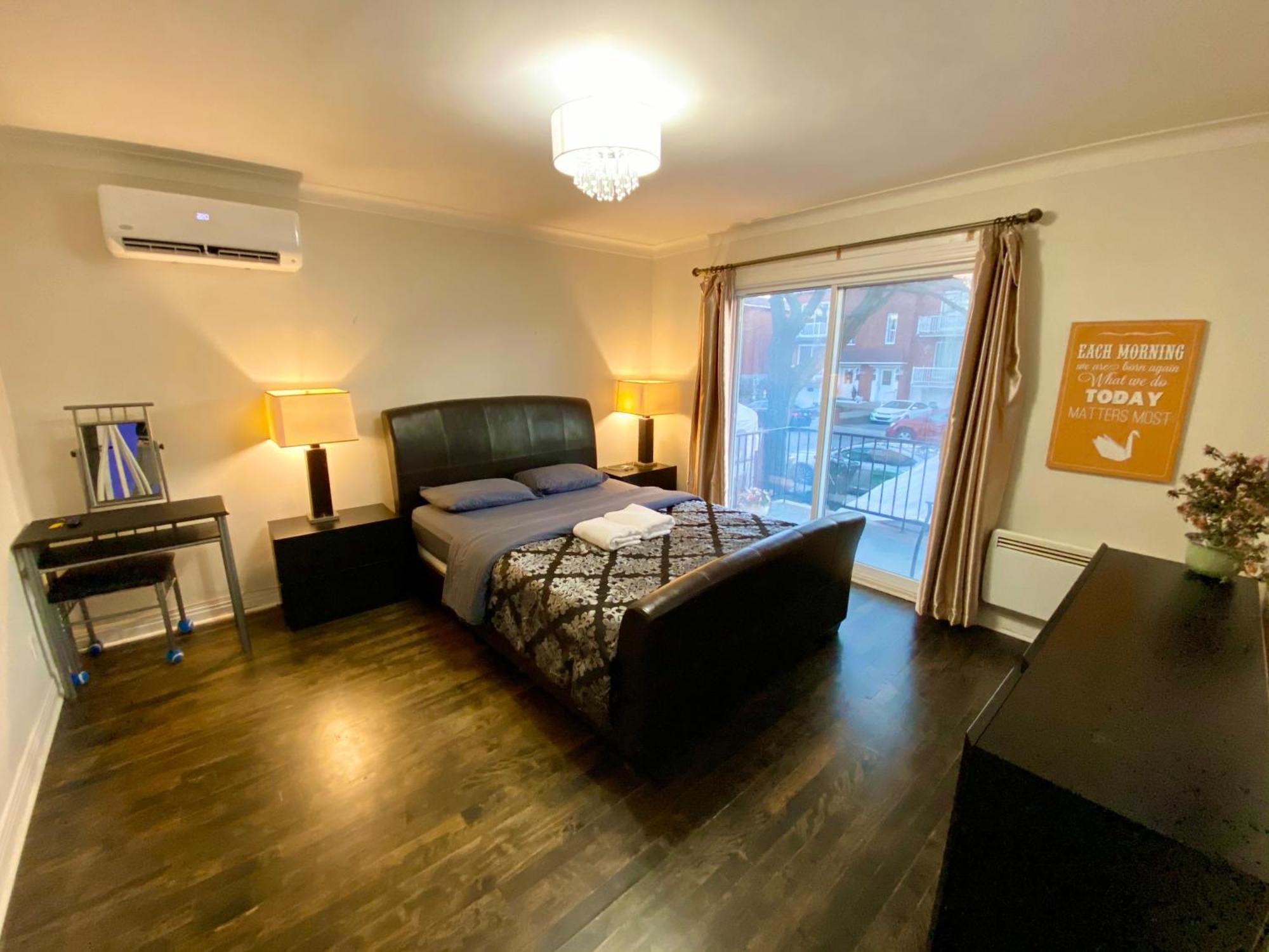 Homes - Affordable Rooms, Smart Tv, Shared Kitchen Montreal