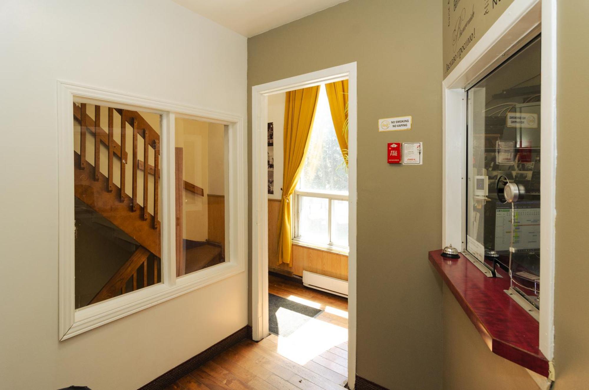 Dorion Hotel Montreal