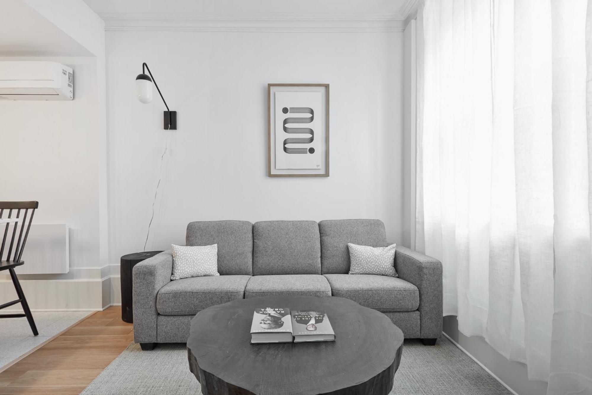 Ch-apartments, Downtown * Montreal