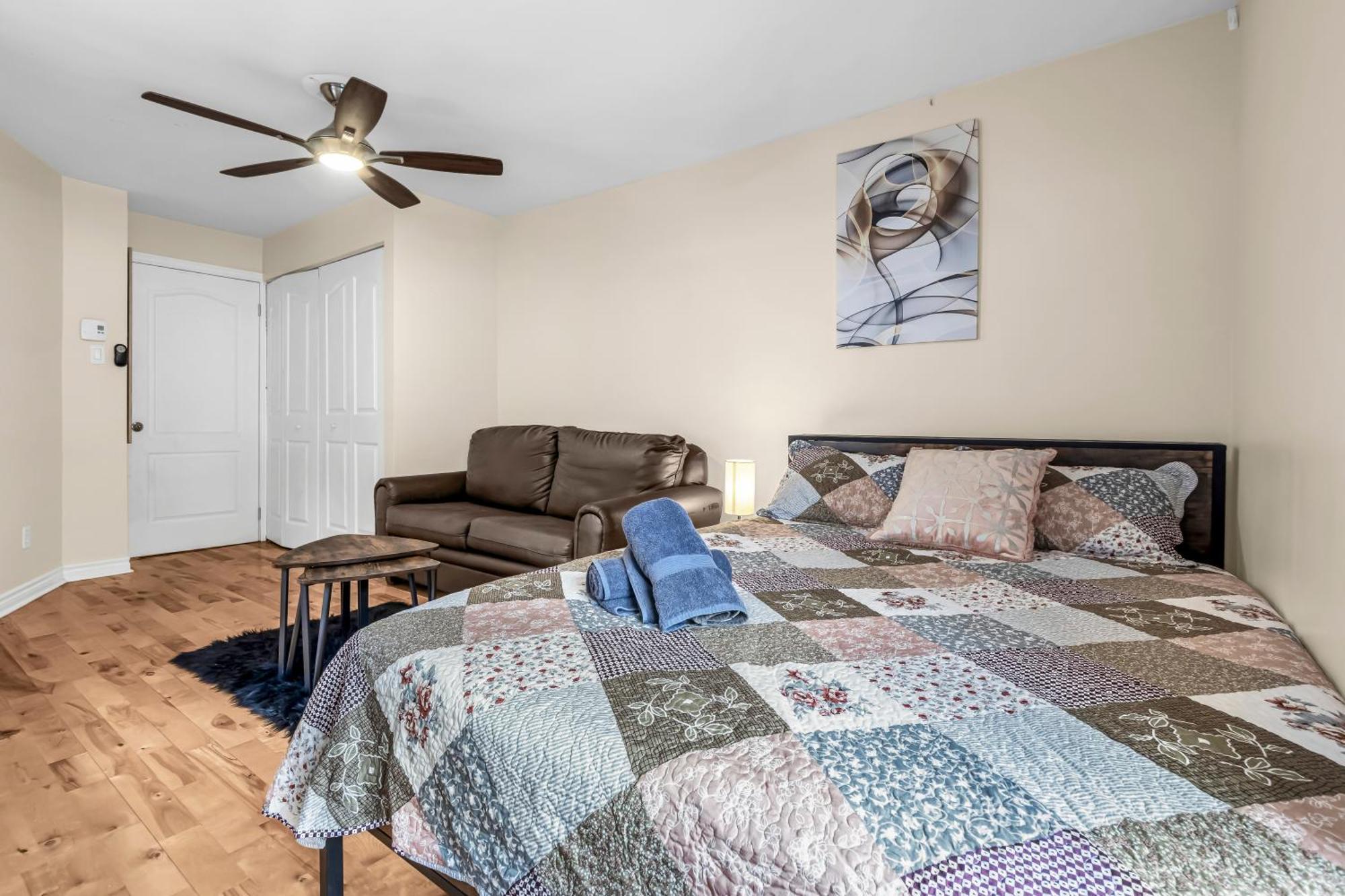 Beautiful 3-bedrooms In Heart Of Plateau Mont-royal Montreal