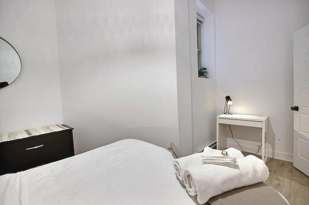 L'exclusif Du Plateau Apartment Montreal