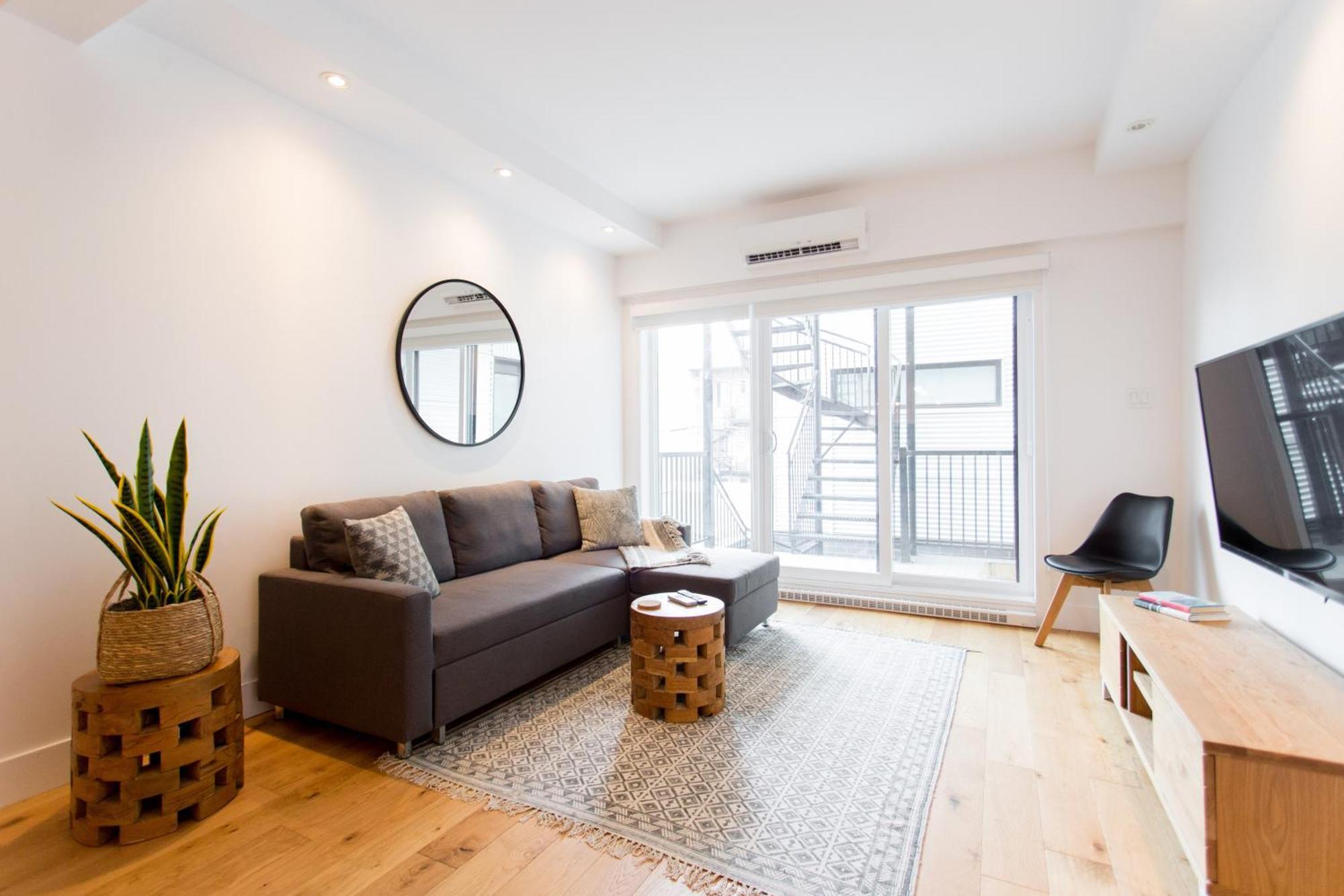 Hip, Stylish In Little Italy By Den A *