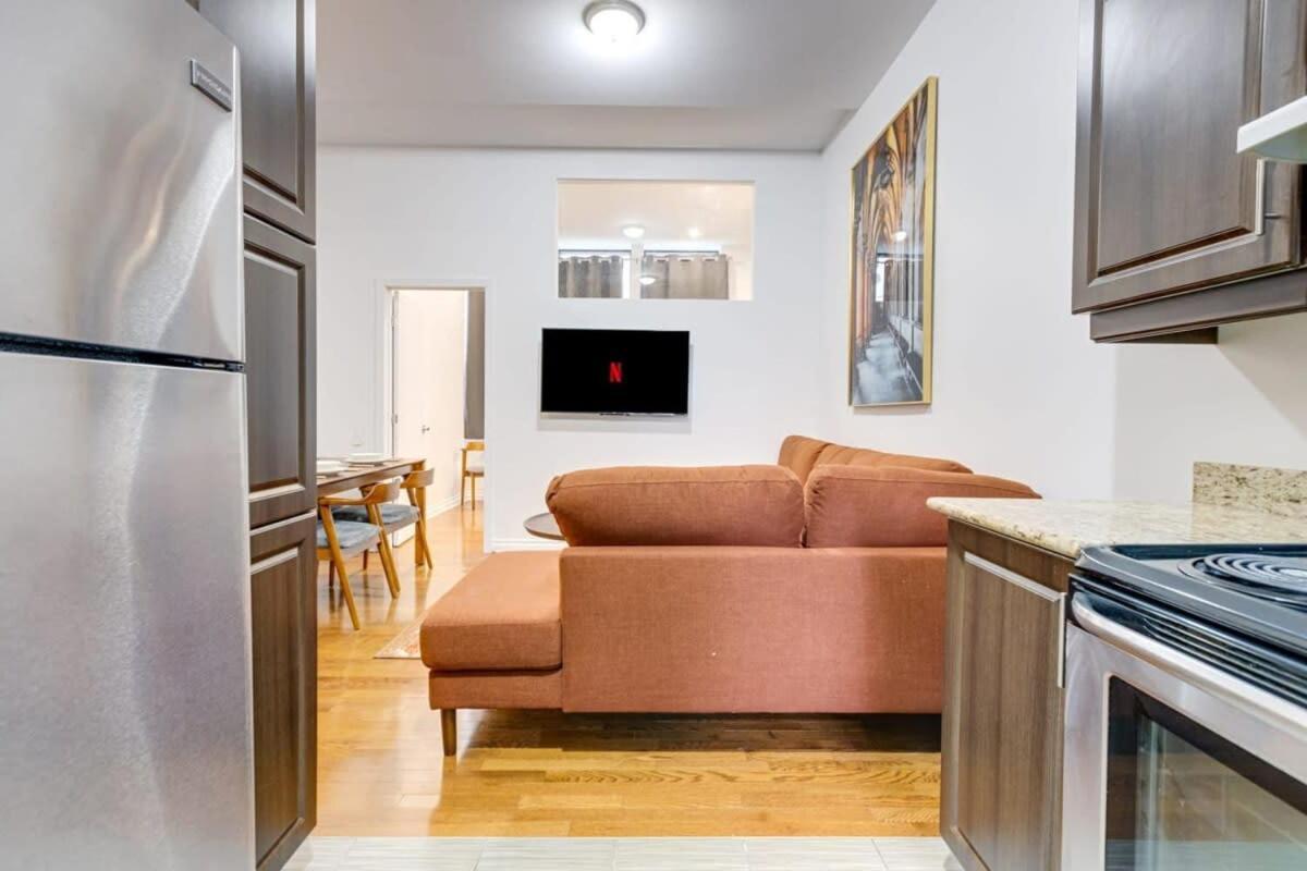 Apartment M11 Stylish Modern 3br In Prime Location Montreal