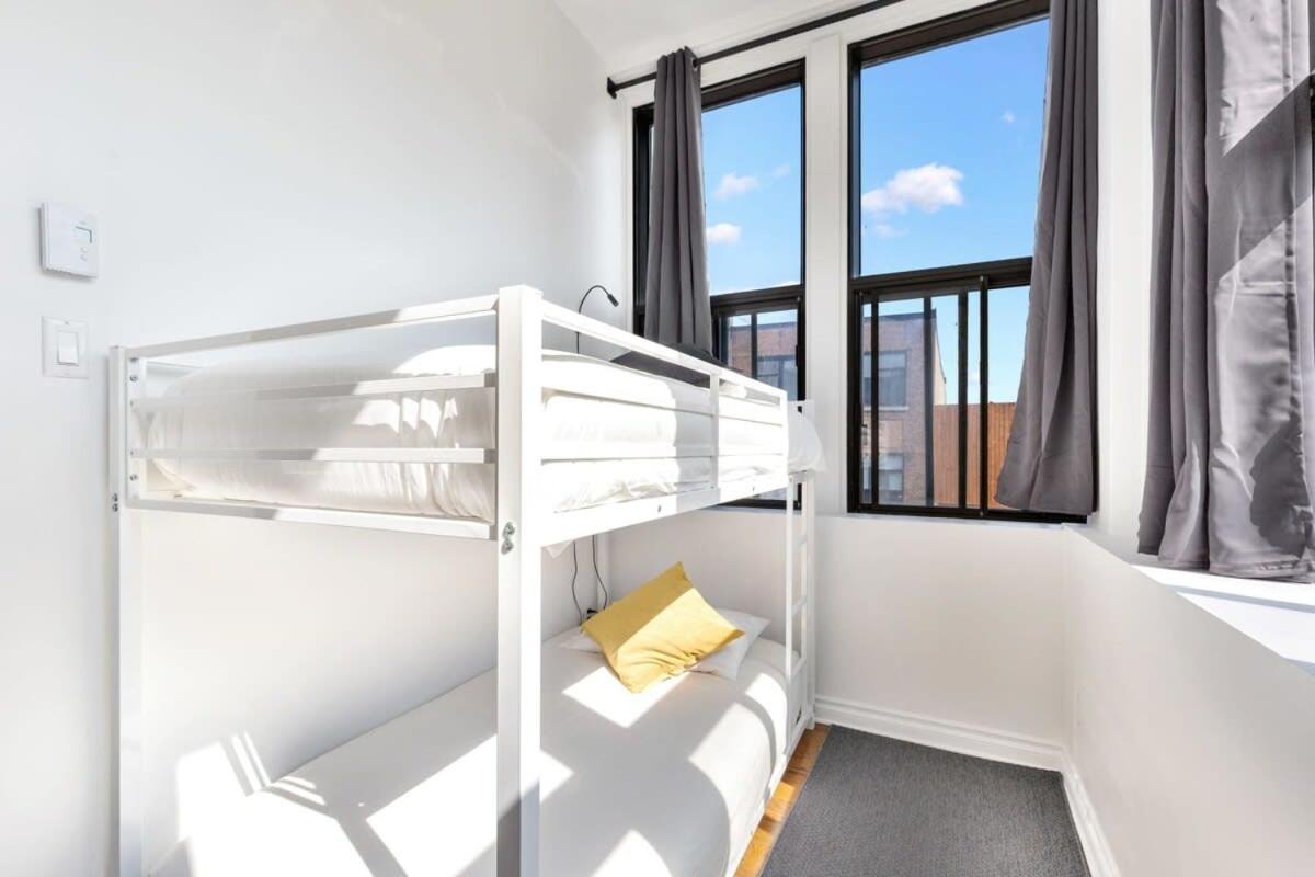 M11 The Simpsons 3br In The Heart Of Mtl