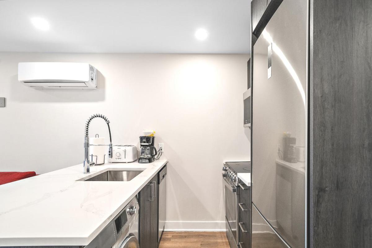 Lovely 2bdr In Heart Of Plateau Mont-royal C