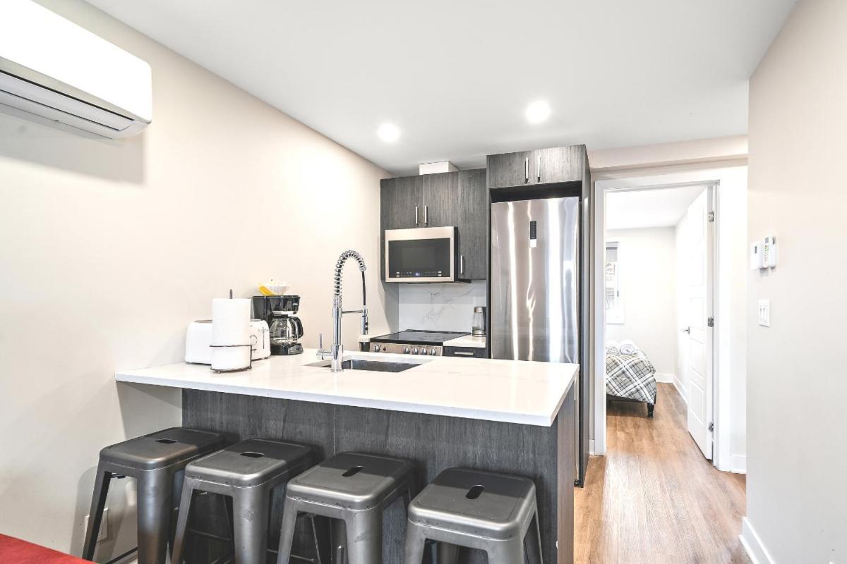 Lovely 2bdr In Heart Of Plateau Mont-royal C Apartment *