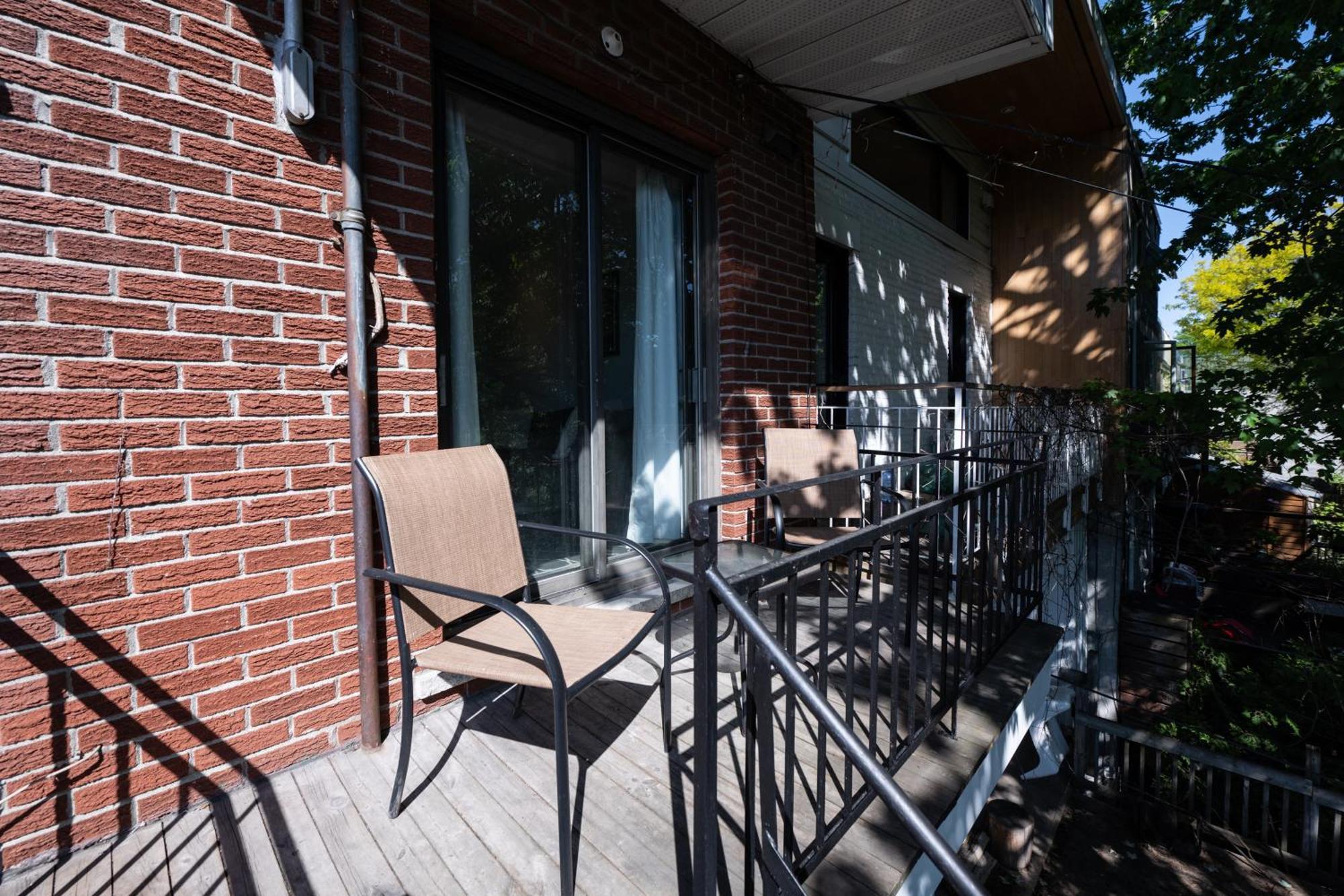 North House - Rue Drolet 2-bedroom * Montreal